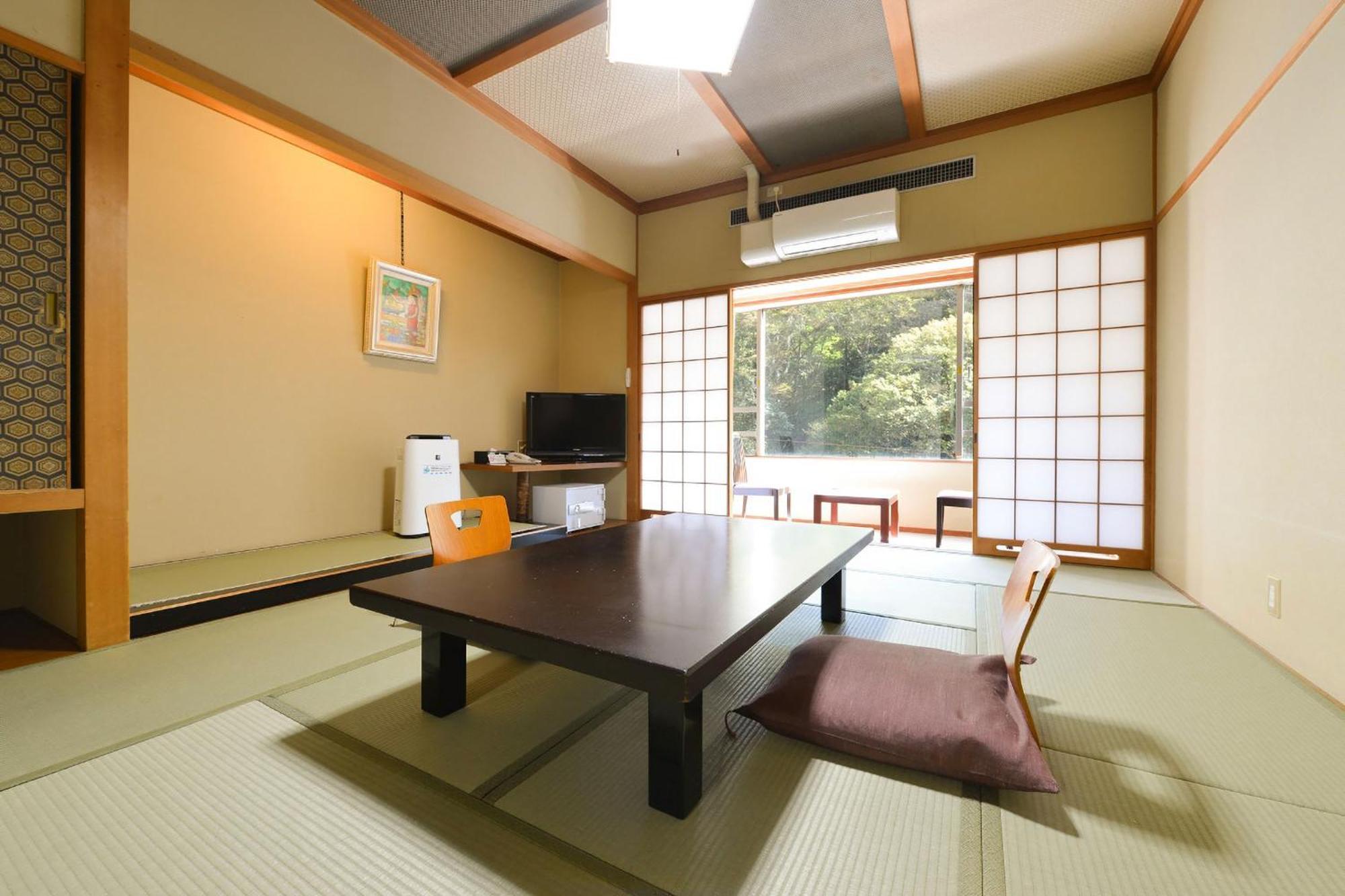 Ooedo Onsen Monogatari Kinugawa Gyoen 3* Nikkō